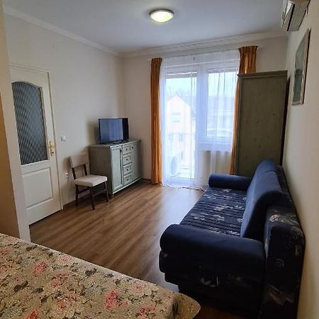 Hajdúszoboszló Gabi Apartman מראה חיצוני תמונה